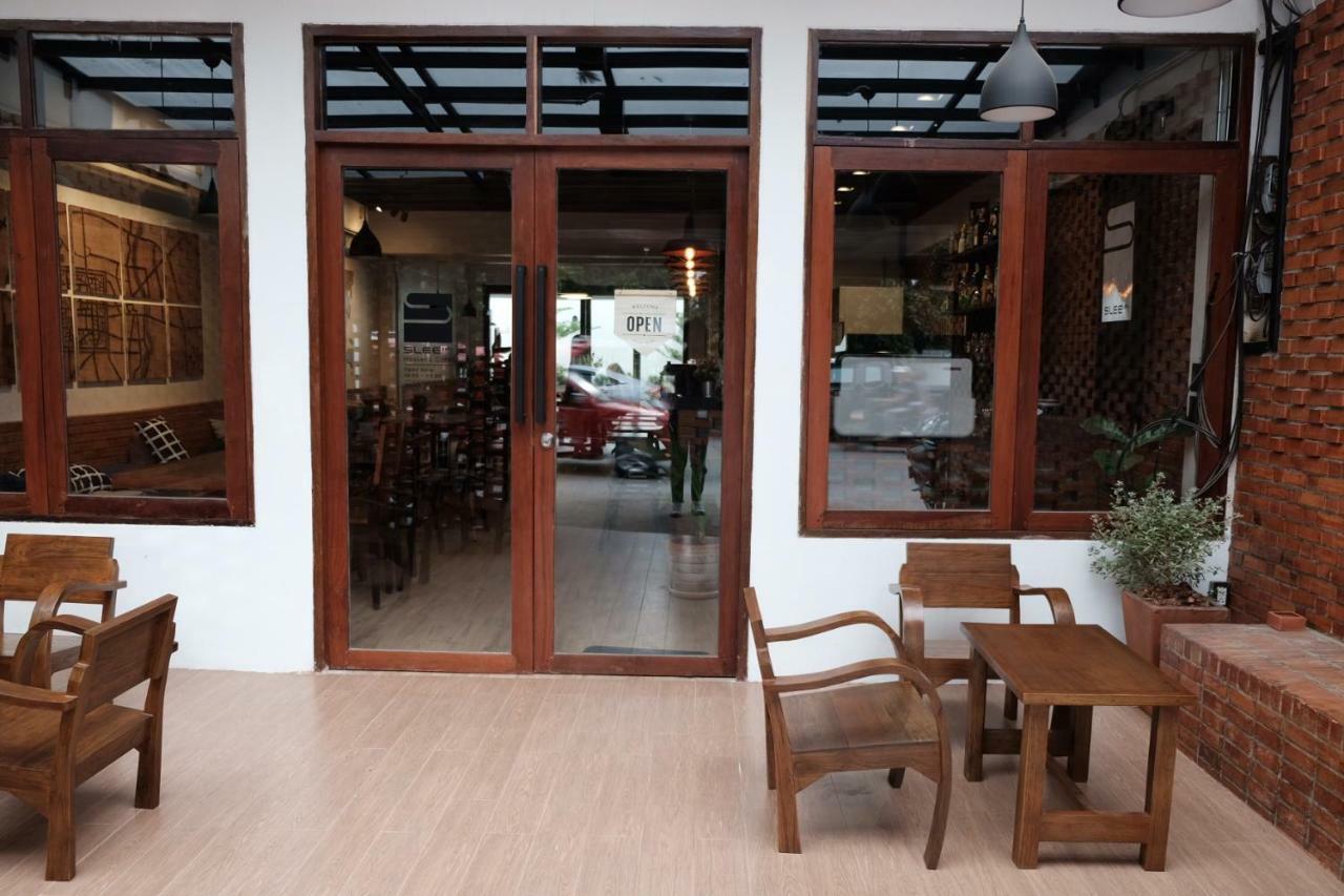 Slee Hostel Chiangmai (Adults Only) 清邁 外观 照片